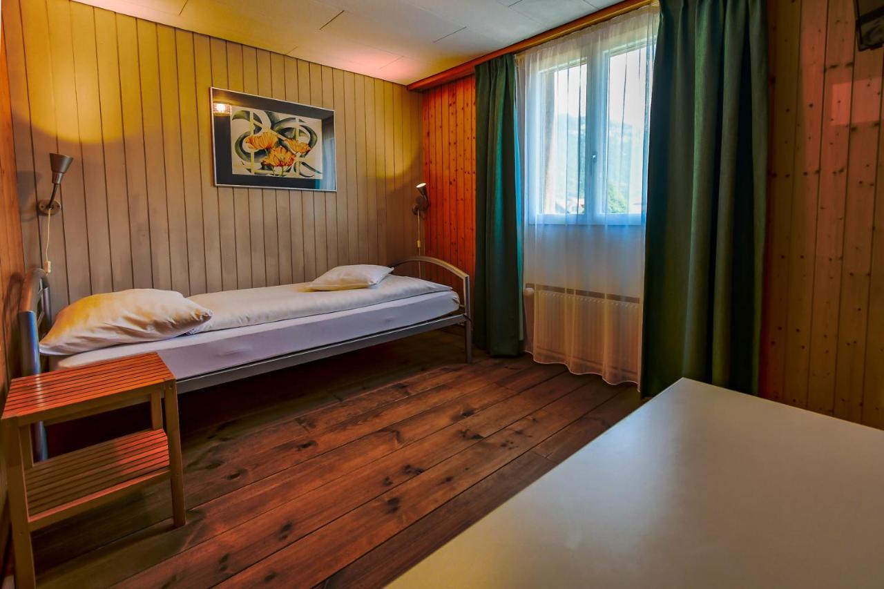 Hotel Tell And Apartments Unterseen Extérieur photo