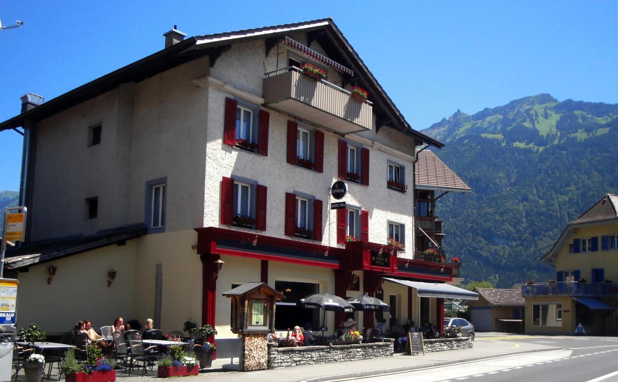 Hotel Tell And Apartments Unterseen Extérieur photo