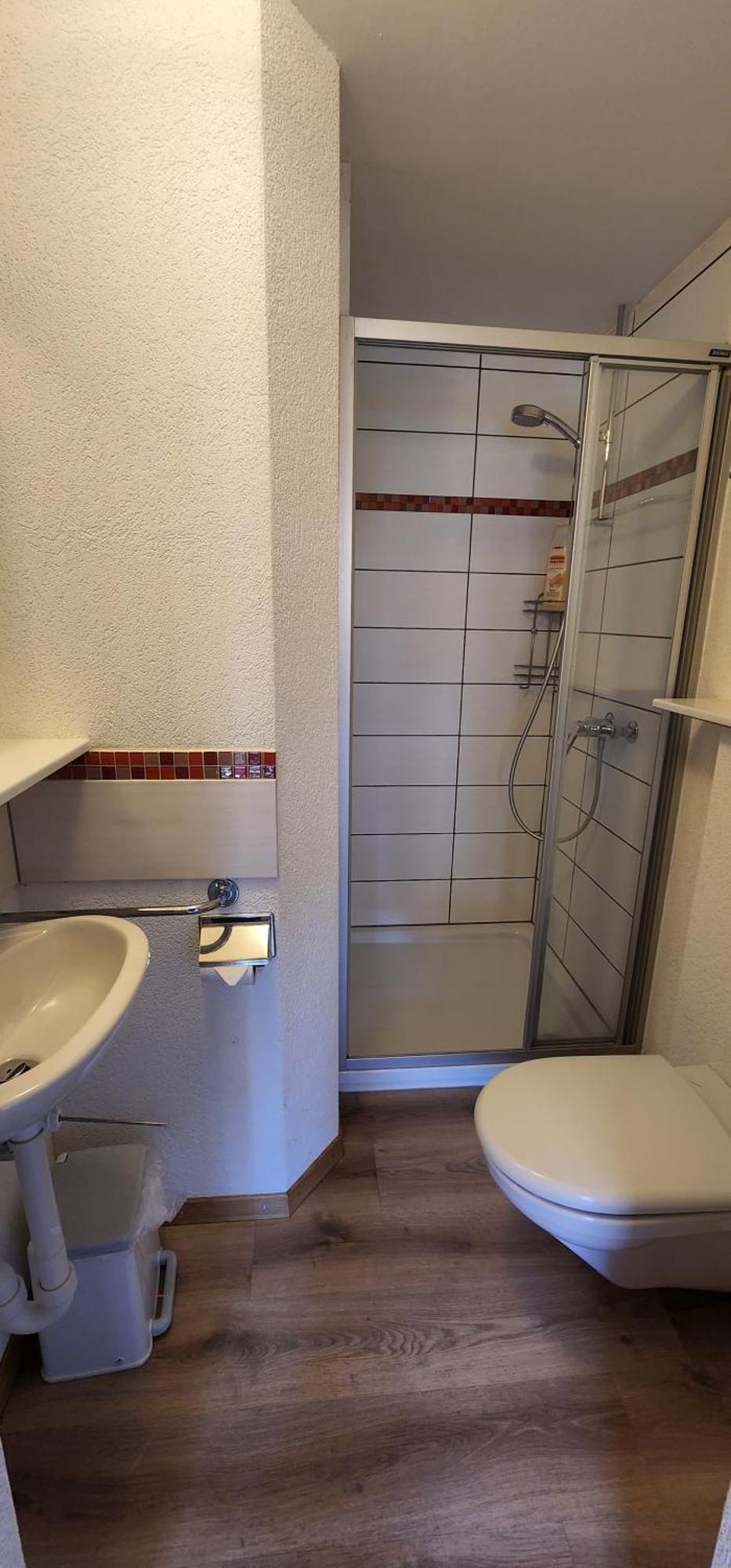 Hotel Tell And Apartments Unterseen Chambre photo