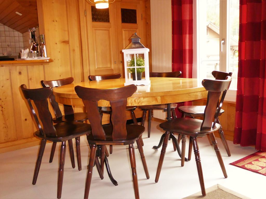Hotel Tell And Apartments Unterseen Extérieur photo